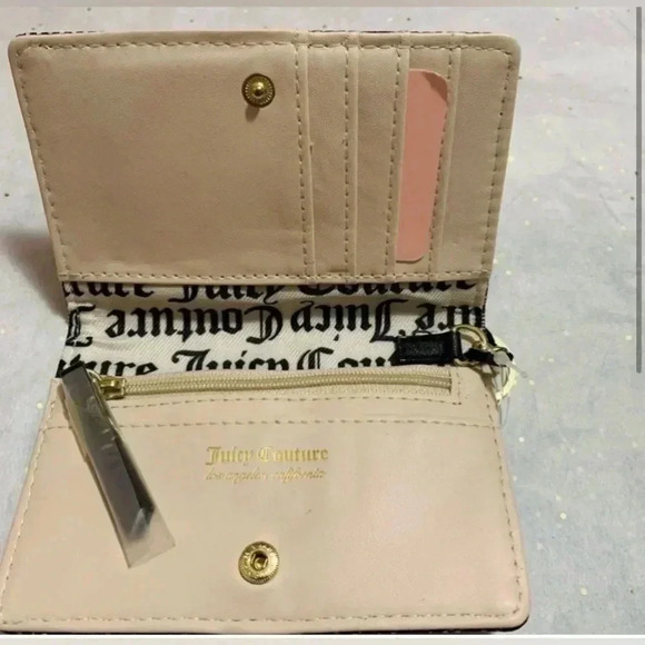 NEW JUICY  COUTURE WALLET - Picture 3 of 4